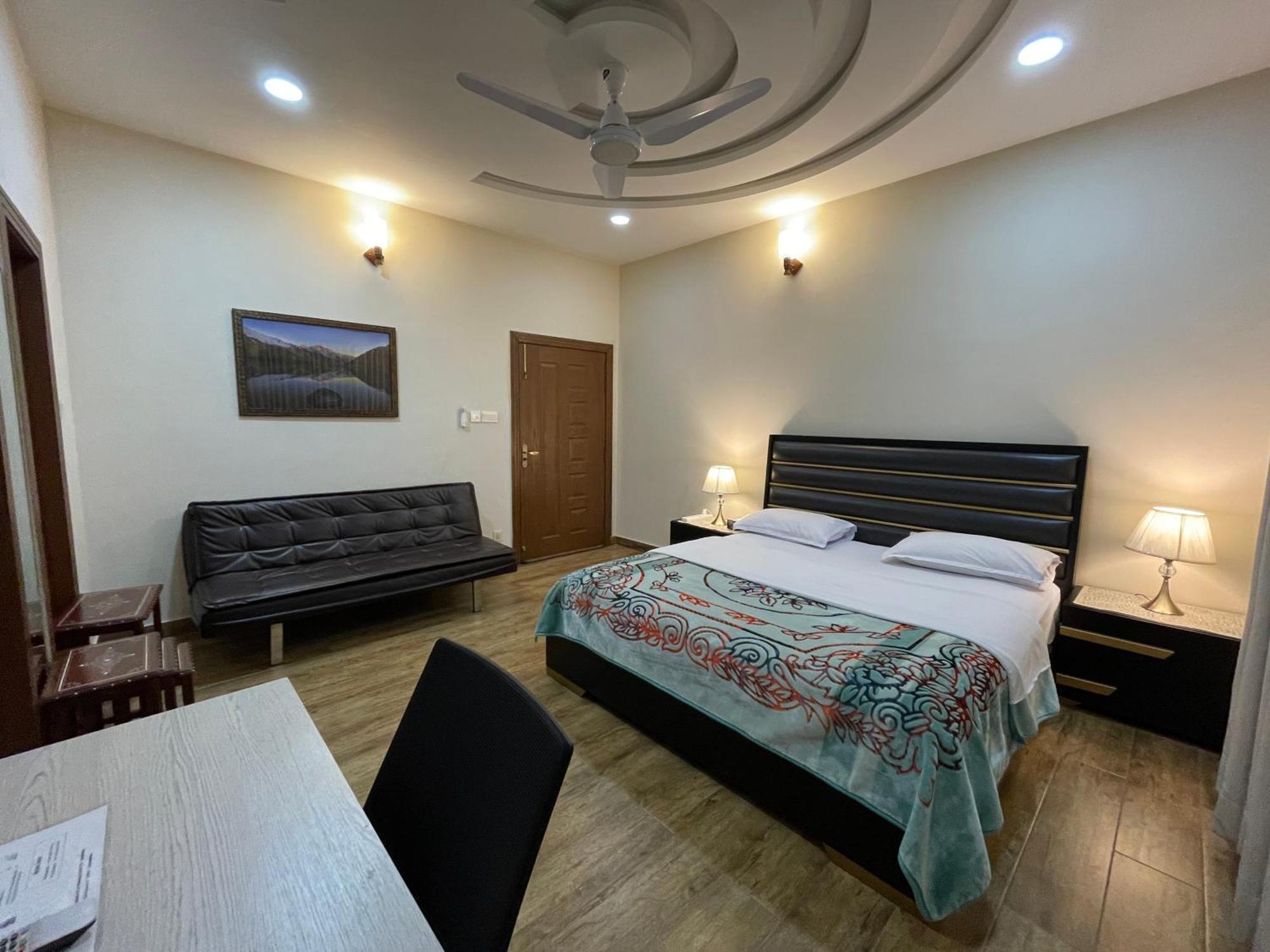 Alpha Guest House Равалпинди Экстерьер фото