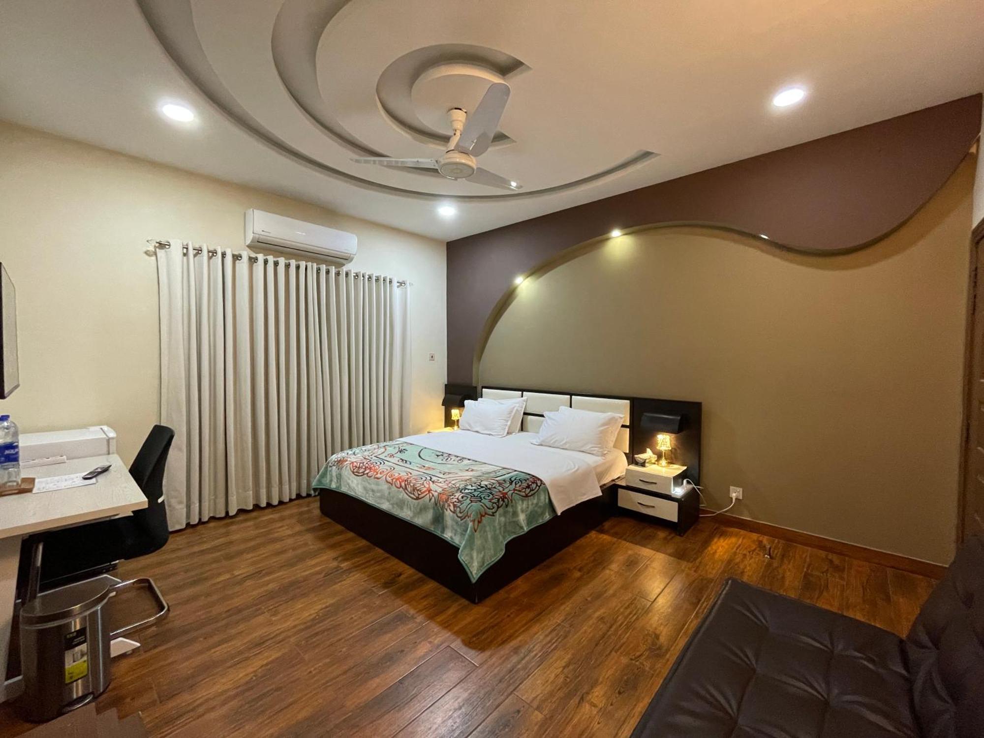 Alpha Guest House Равалпинди Экстерьер фото