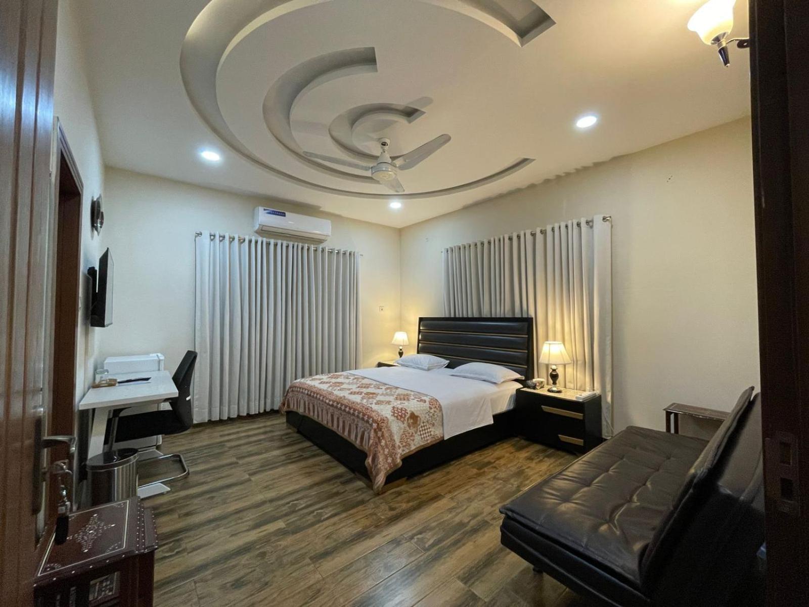 Alpha Guest House Равалпинди Экстерьер фото