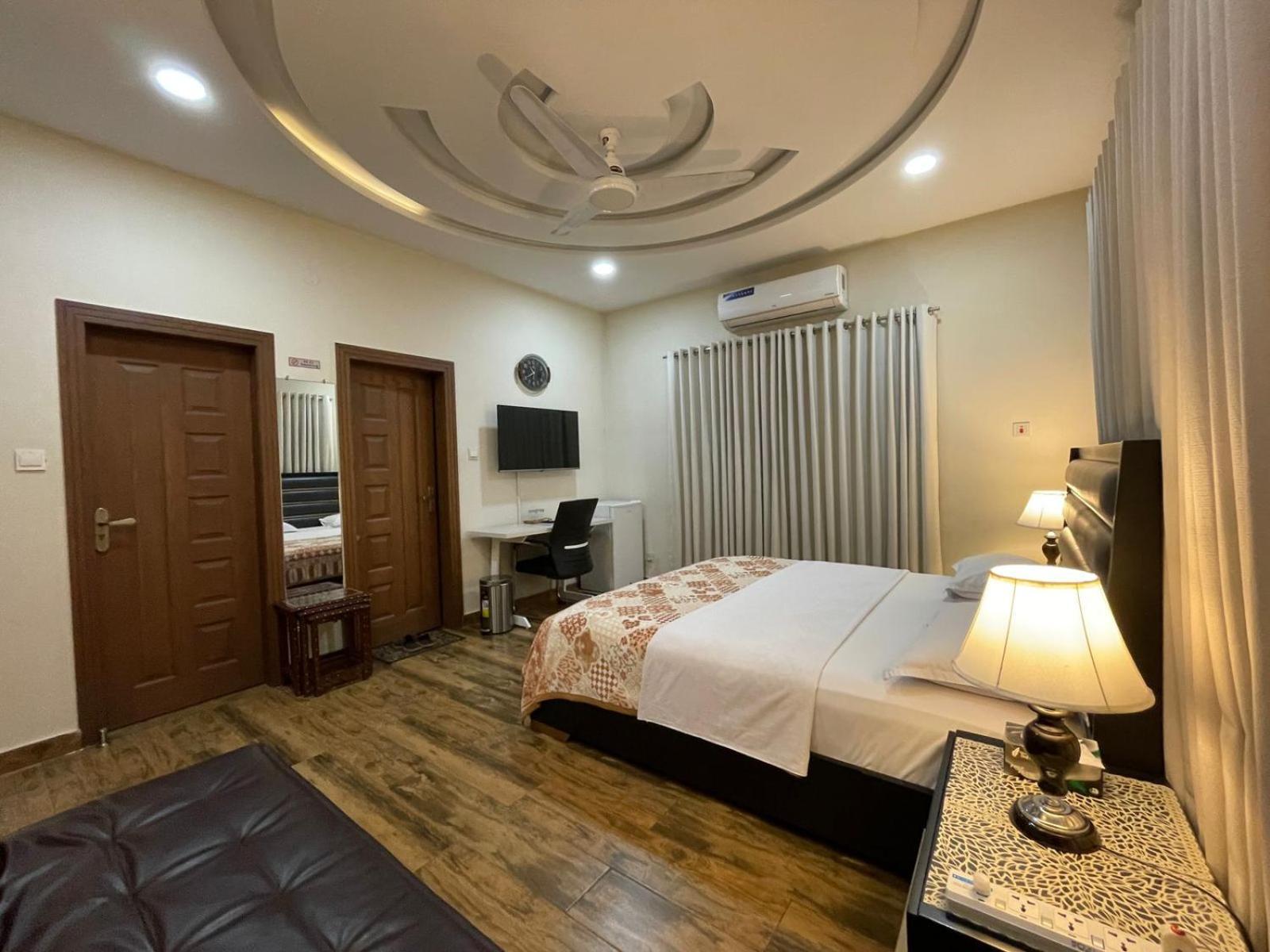 Alpha Guest House Равалпинди Экстерьер фото
